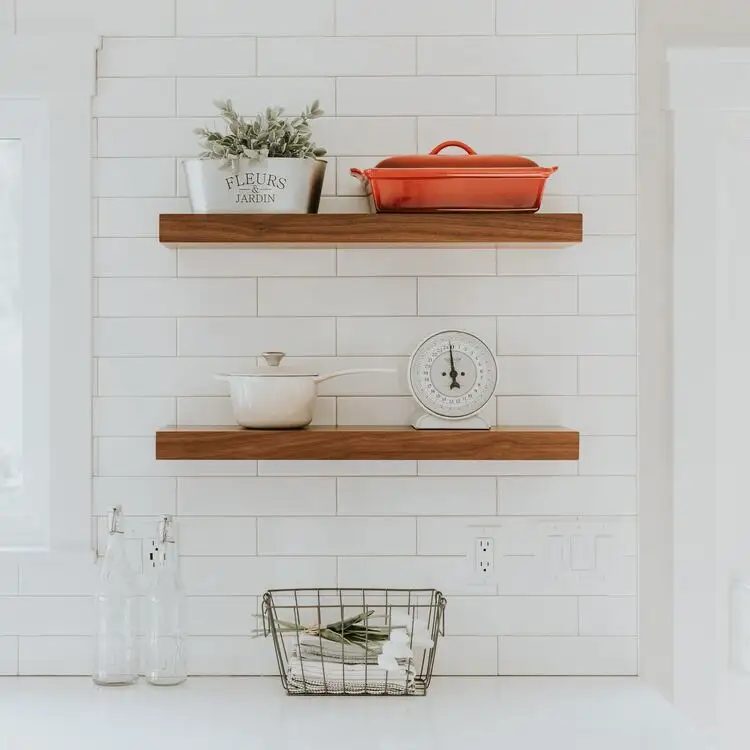 An example Laundry that demonstrates the use of stone on a countertop.